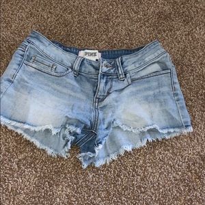 🥳Vs pink jean shorts